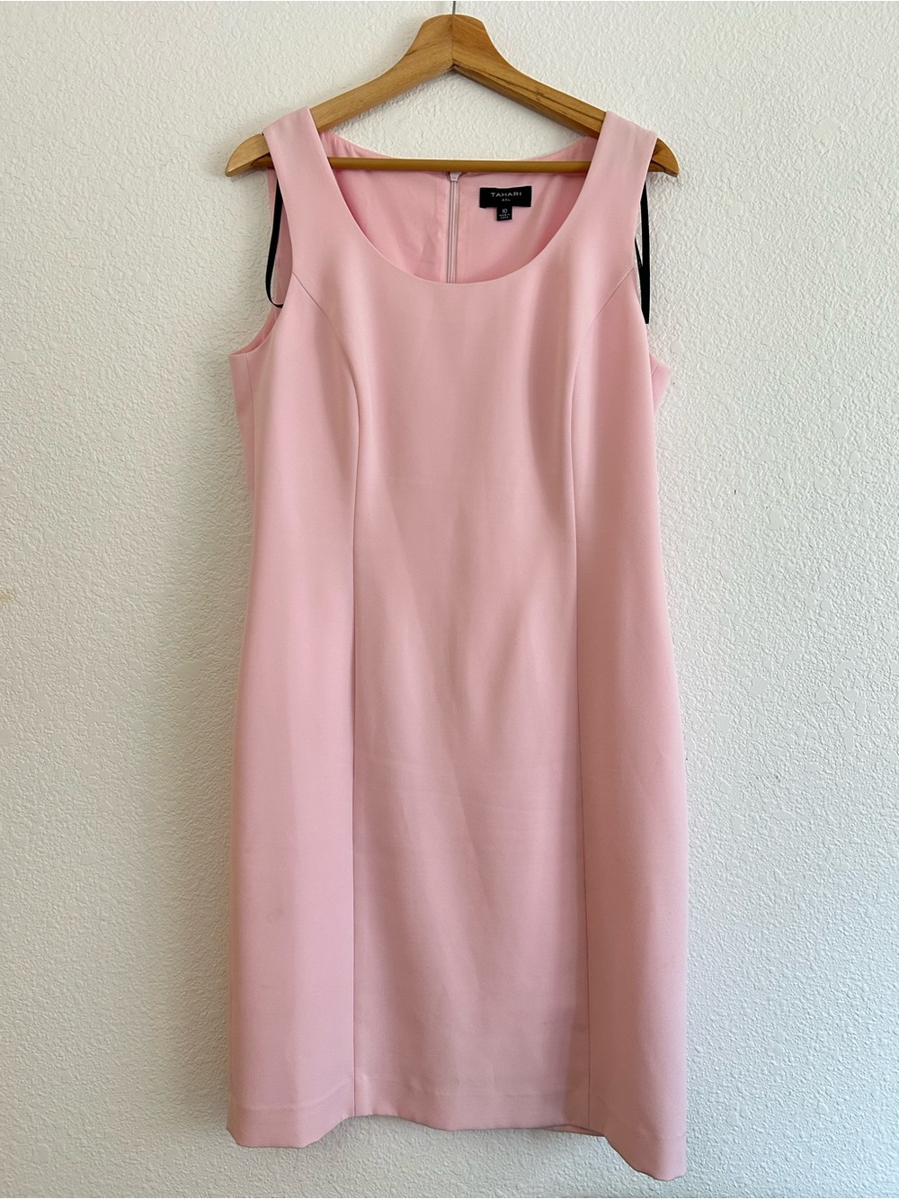 TAHARI ASL Size 10 Light Pink Sheath Dress ROUND NECK SLEEVELESS